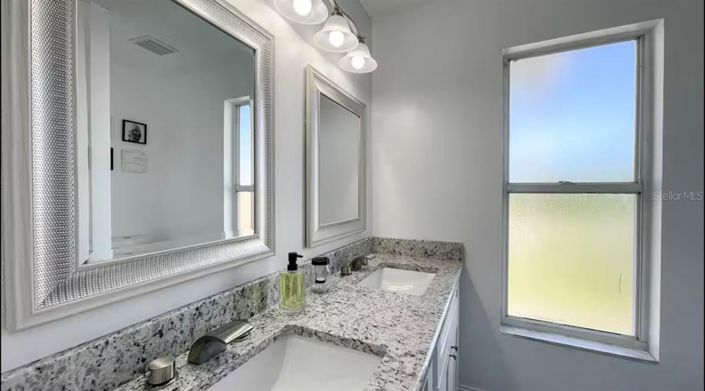 Image No.21-4 Bed Property for sale