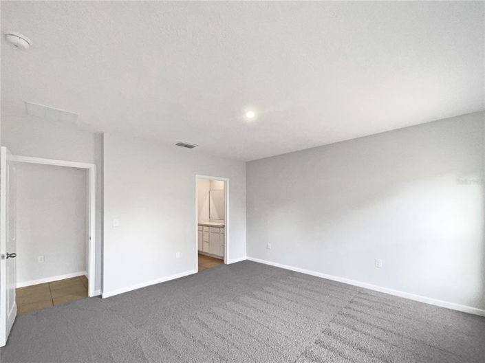 Image No.15-3 Bed Property for sale