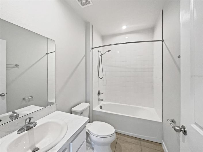 Image No.7-3 Bed Property for sale