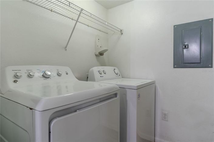 Image No.19-3 Bed Townhouse for sale