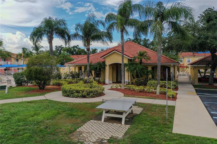 Image No.26-3 Bed Townhouse for sale