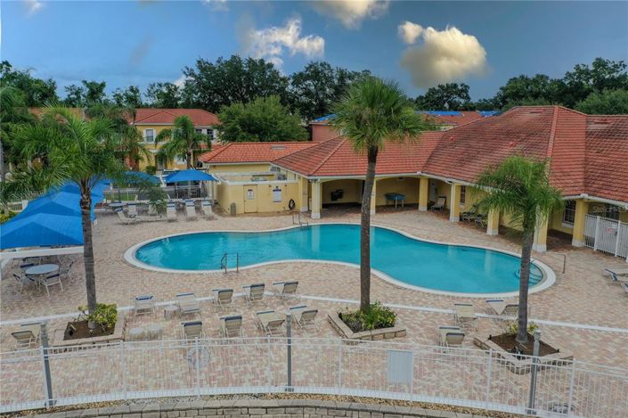 Image No.27-3 Bed Townhouse for sale