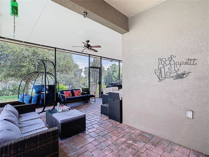 Image No.31-6 Bed Property for sale