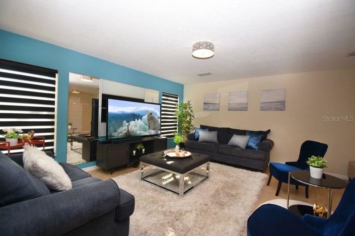 Image No.7-4 Bed Property for sale