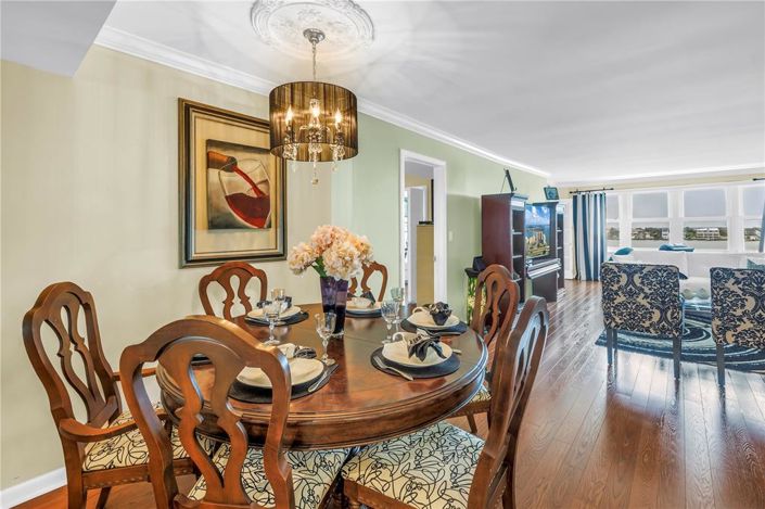 Image No.14-2 Bed Property for sale