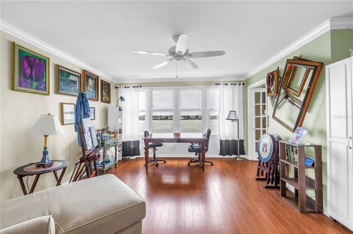 Image No.27-2 Bed Property for sale