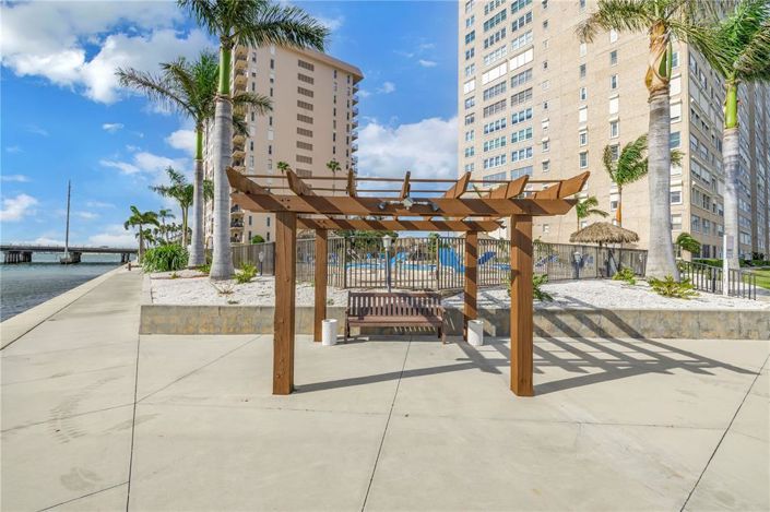 Image No.39-2 Bed Property for sale