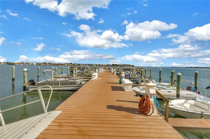 Image No.41-2 Bed Property for sale