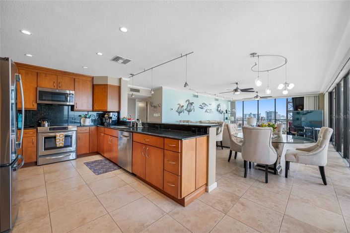 Image No.16-2 Bed Property for sale