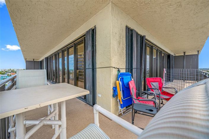 Image No.22-2 Bed Property for sale