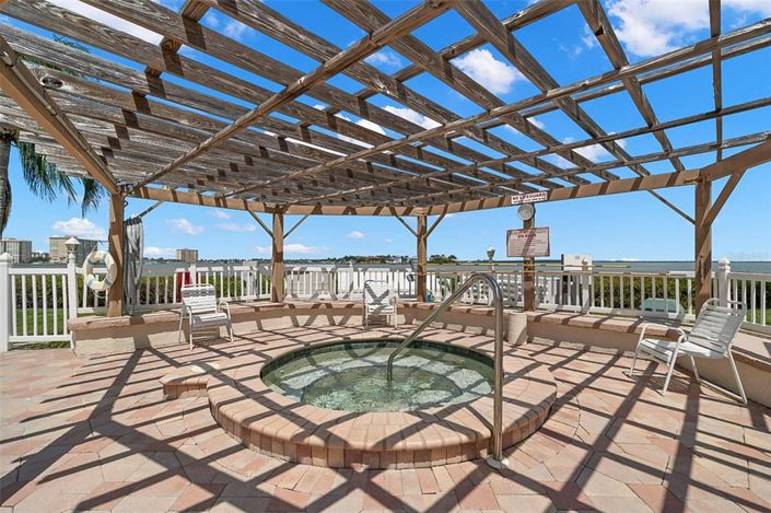 Image No.35-Propriété de 2 chambres à vendre à Floride