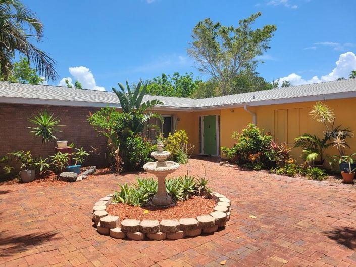 Image No.3-Propriété de 4 chambres à vendre à Floride