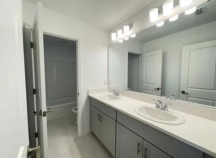 Image No.13-Propriété de 4 chambres à vendre à Kissimmee