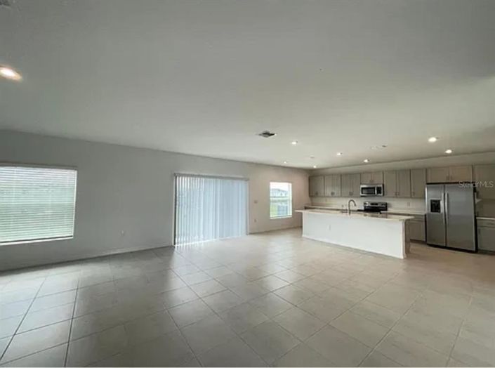 Image No.5-Propriété de 4 chambres à vendre à Kissimmee