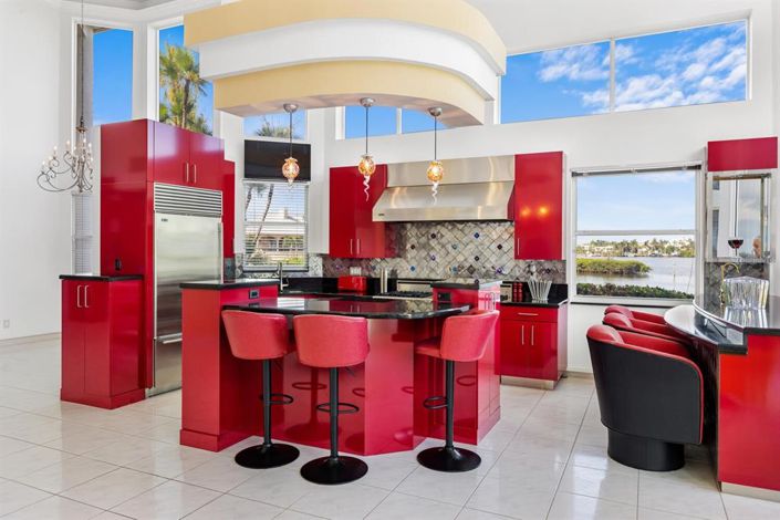 Image No.19-3 Bed Property for sale