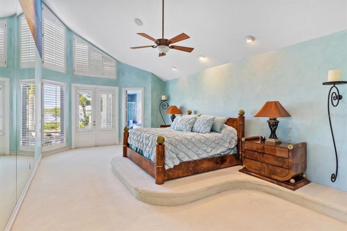 Image No.21-3 Bed Property for sale