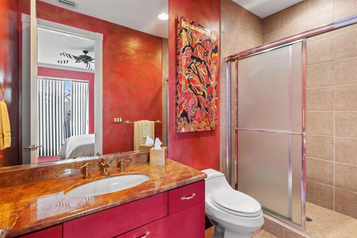 Image No.33-3 Bed Property for sale