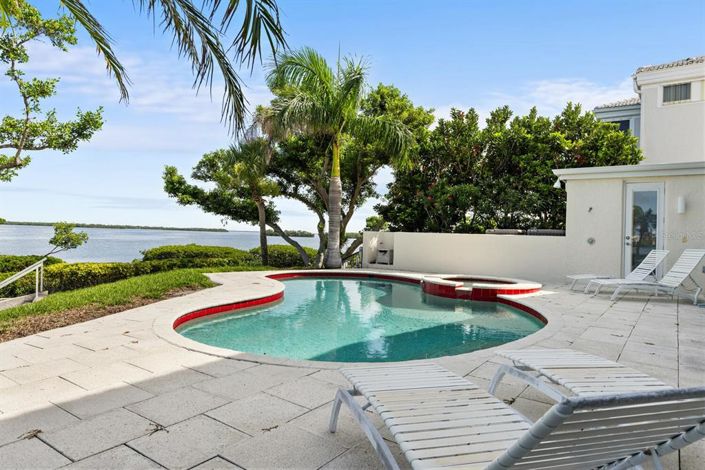 Image No.34-3 Bed Property for sale