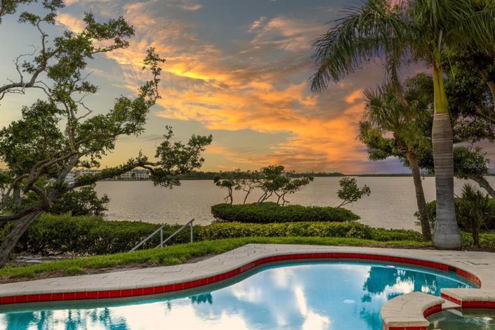 Image No.4-3 Bed Property for sale