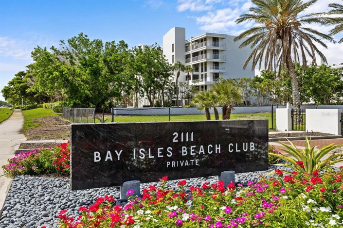 Image No.63-3 Bed Property for sale