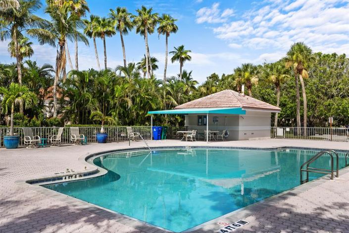 Image No.65-3 Bed Property for sale