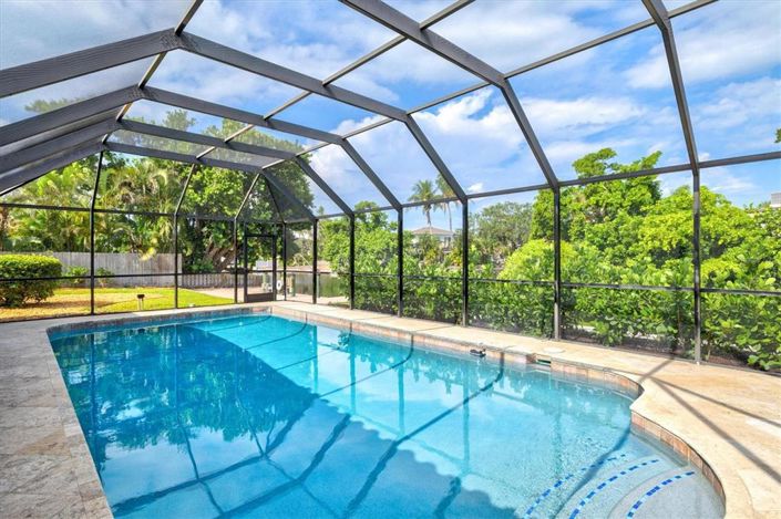 Image No.62-4 Bed Property for sale