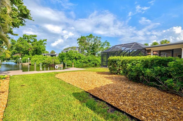 Image No.67-4 Bed Property for sale