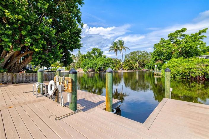 Image No.73-4 Bed Property for sale