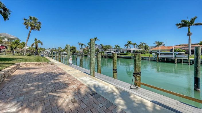 Image No.33-3 Bed Property for sale