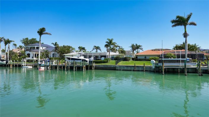 Image No.35-3 Bed Property for sale