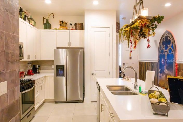 Image No.13-4 Bed Property for sale