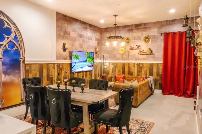 Image No.15-4 Bed Property for sale