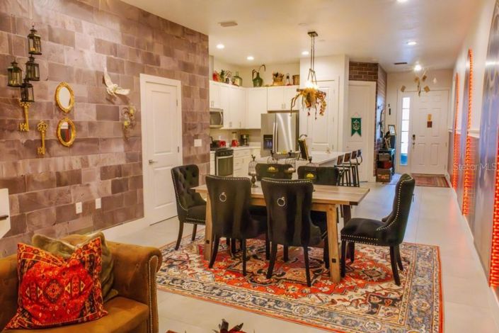 Image No.16-4 Bed Property for sale