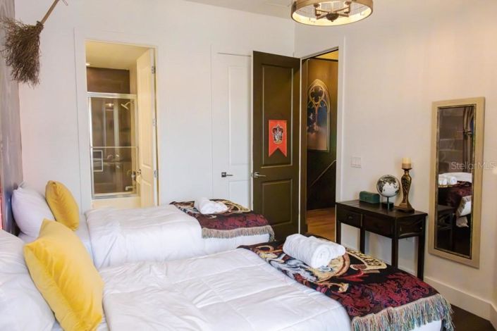 Image No.27-4 Bed Property for sale