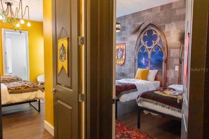 Image No.28-4 Bed Property for sale