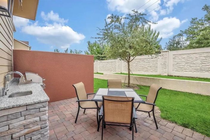 Image No.40-4 Bed Property for sale