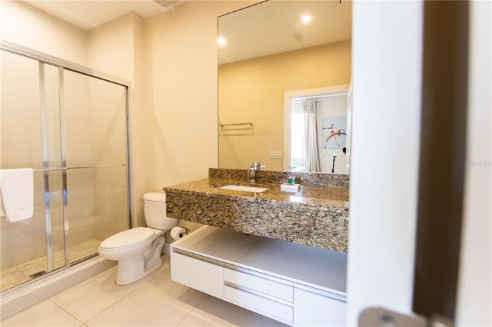 Image No.37-4 Bed Townhouse for sale