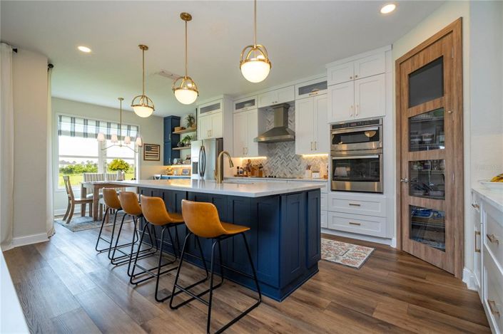 Image No.24-4 Bed Property for sale