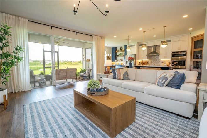 Image No.32-4 Bed Property for sale