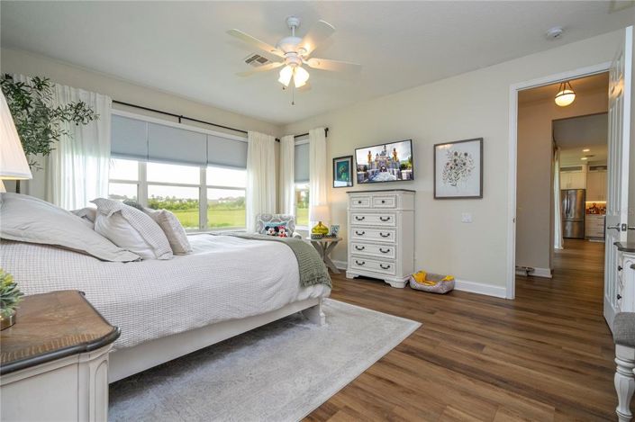 Image No.48-4 Bed Property for sale