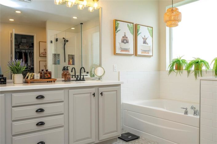 Image No.49-4 Bed Property for sale