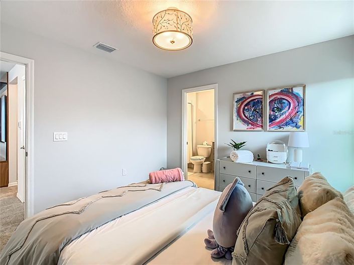 Image No.54-5 Bed Property for sale