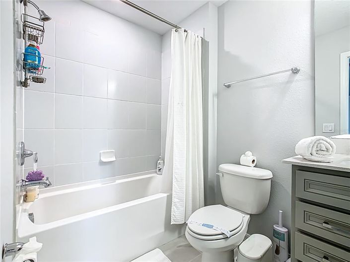 Image No.56-5 Bed Property for sale