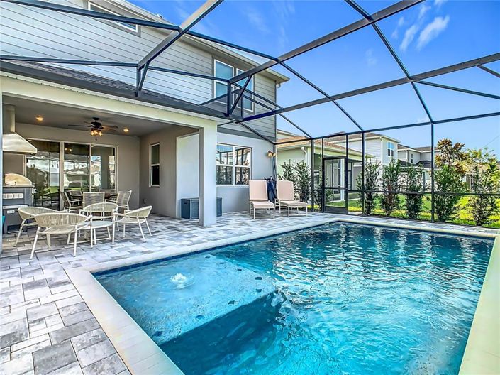 Image No.67-5 Bed Property for sale