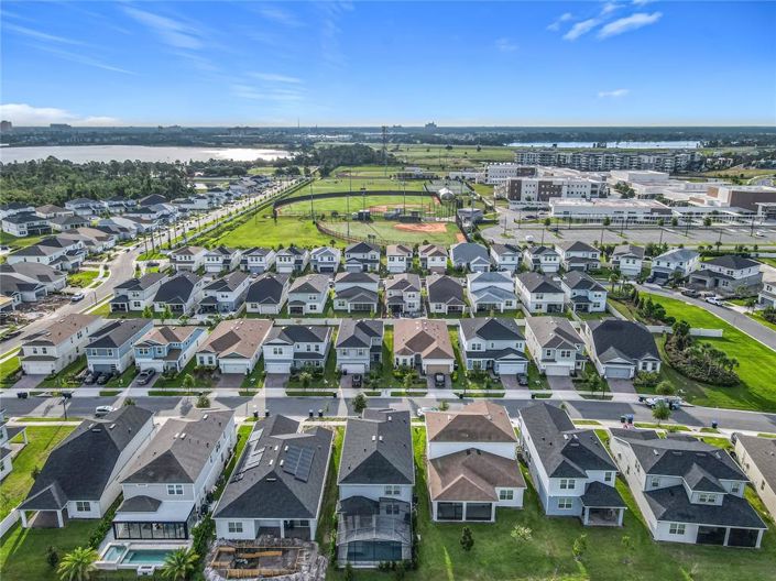 Image No.76-5 Bed Property for sale