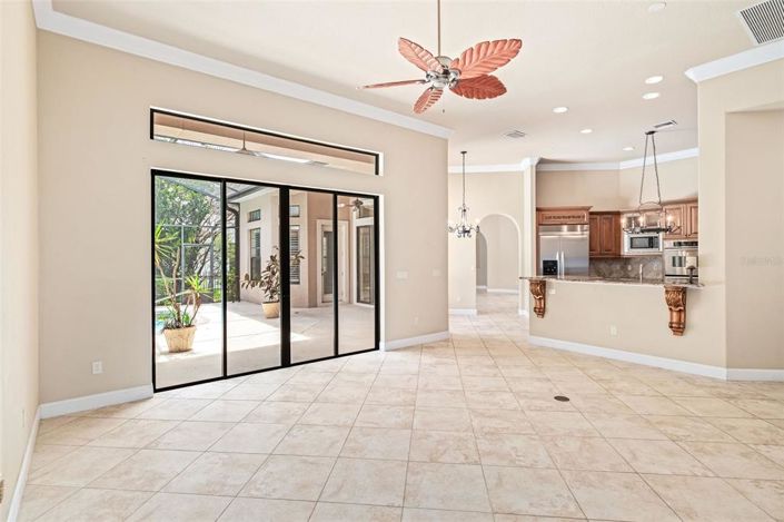 Image No.7-5 Bed Property for sale