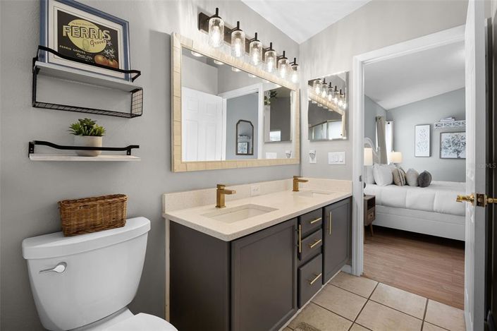 Image No.15-4 Bed Property for sale