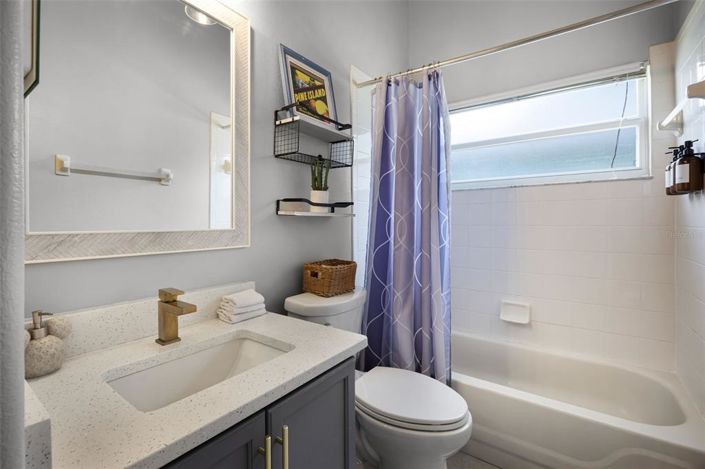 Image No.24-4 Bed Property for sale