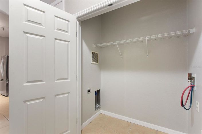 Image No.19-3 Bed Property for sale