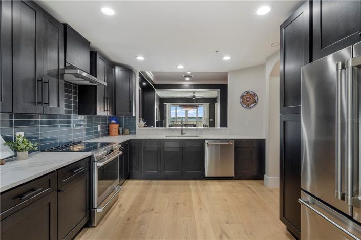 Image No.12-2 Bed Property for sale